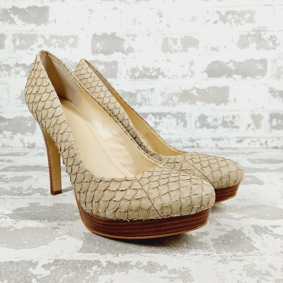 Calvin Klein Tan Round Toe High Heels Pump Shoes I98 - Picture 4 of 13